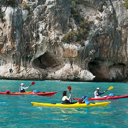 Porto Sosalinos カーラ・リベロット