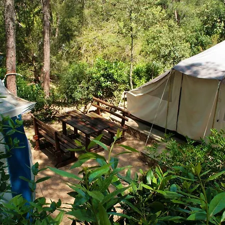 Porto Sosalinos キャンプ場 カーラ・リベロット